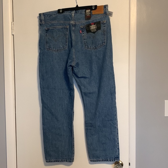 LEVIS 501’s Cropped - Picture 11 of 11